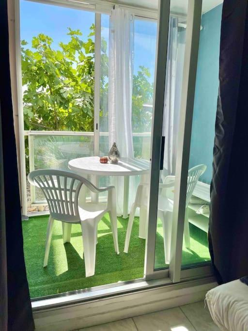 Joli Appartement Avec Piscine Sète Exteriör bild